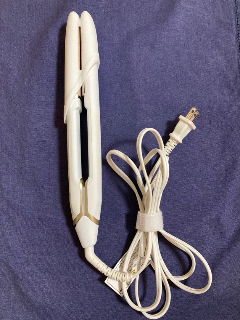 絹女 KINUJO ストレートアイロンDS200 ホワイト