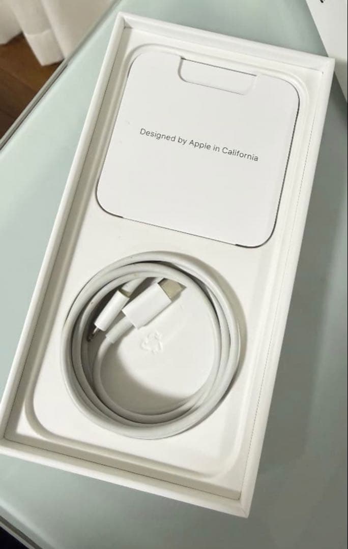 Apple iPhone 13 ミッドナイト 本体