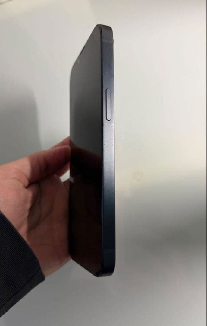 Apple iPhone 13 ミッドナイト 本体