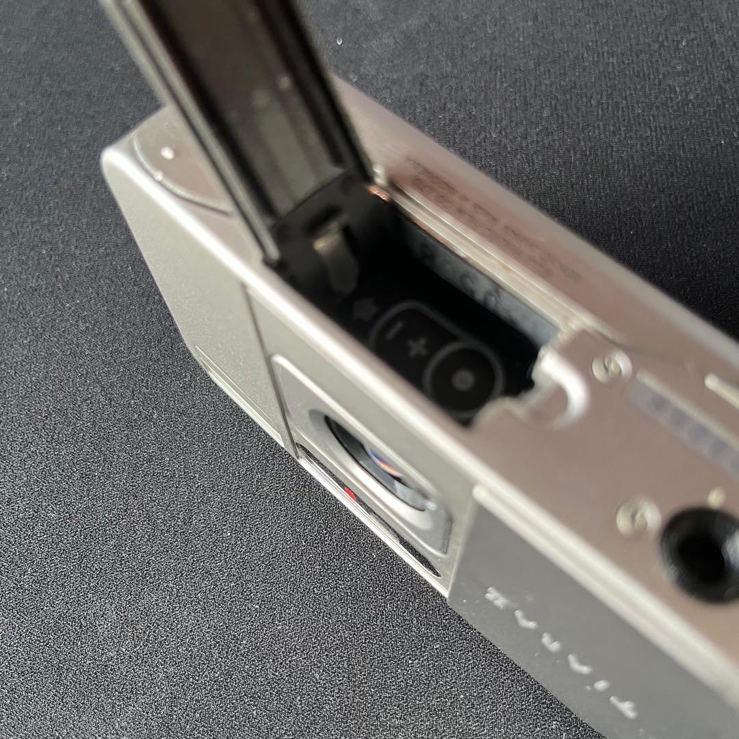 【ジャンク】FUJIFILM tiara Ⅱ フィルムカメラ