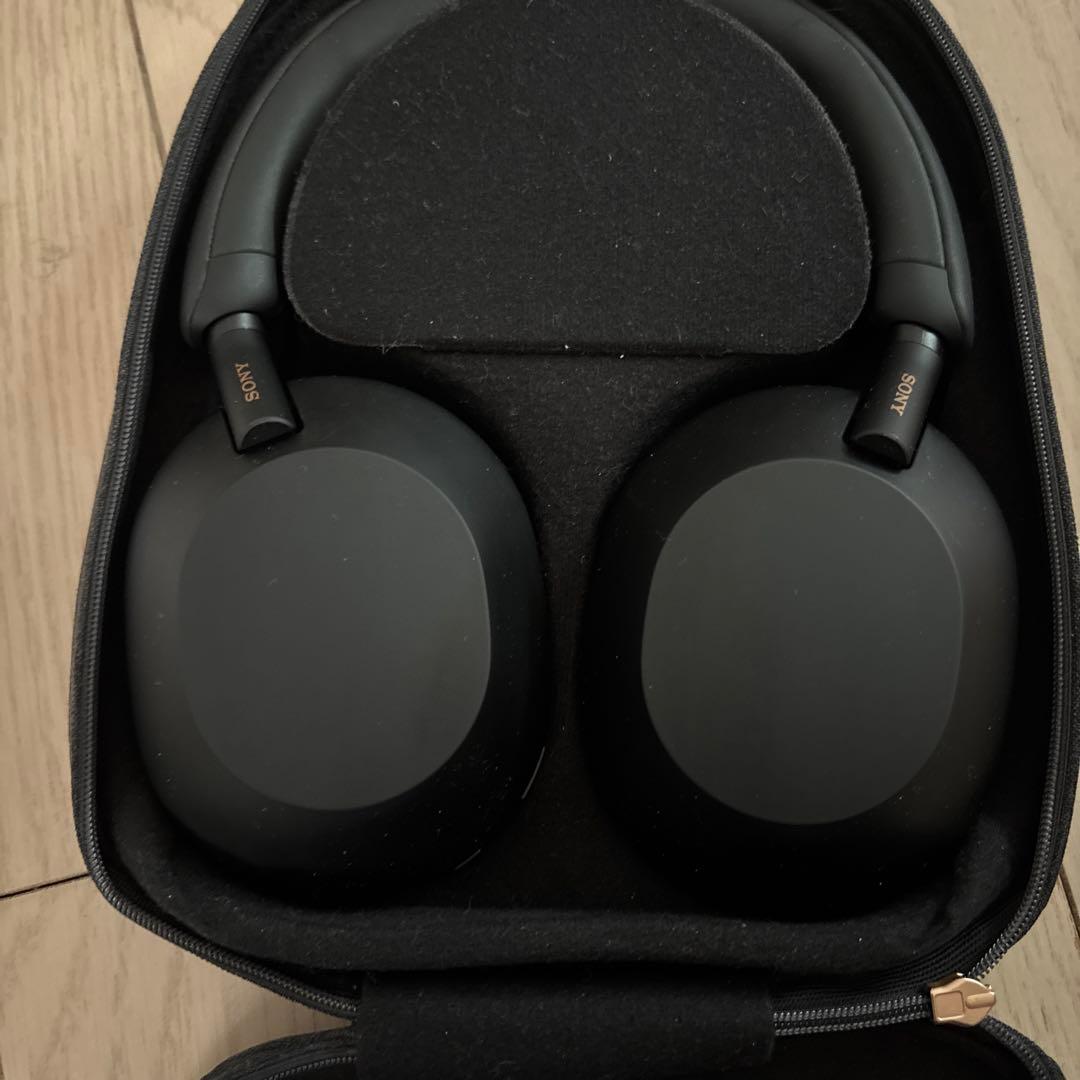 SONY WH-1000XM5 ブラック ノイズキャンセリング ヘッドホン