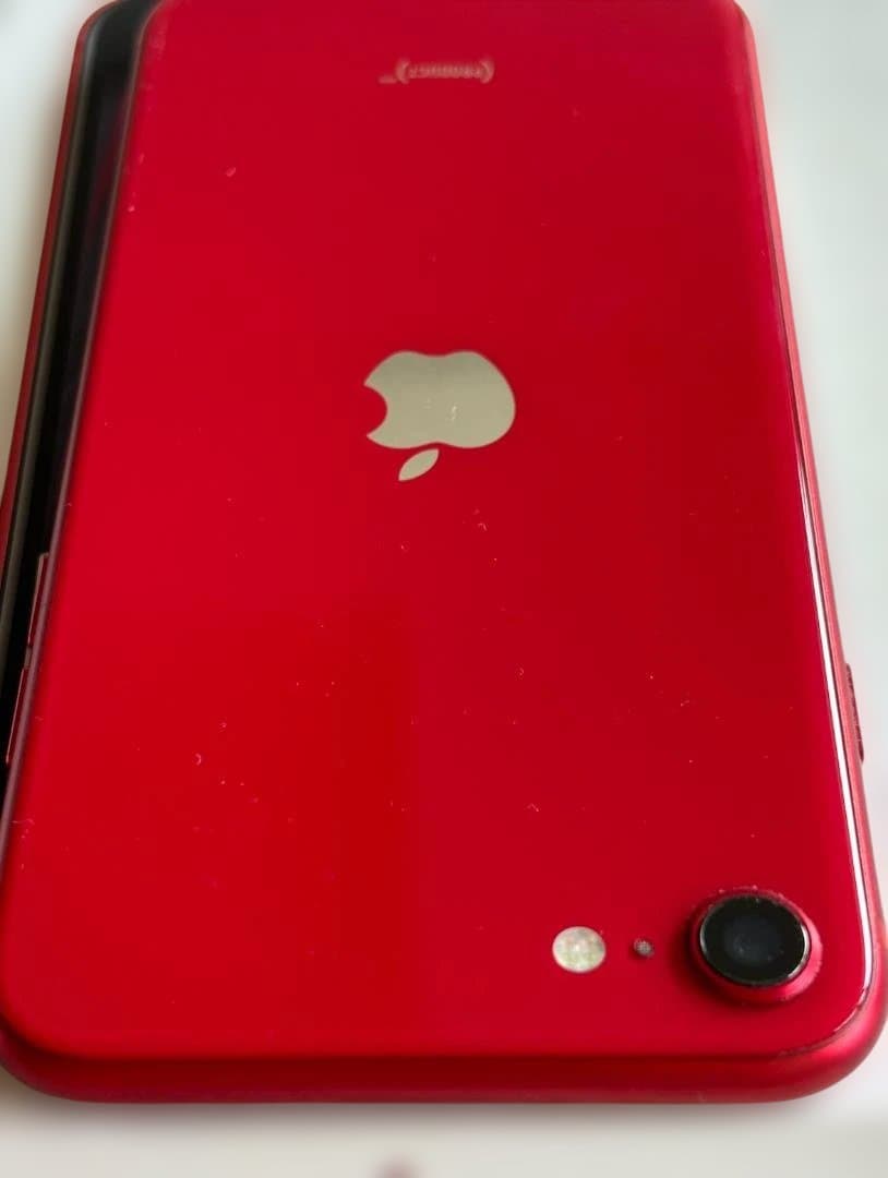 Apple iPhone SE (第2世代) 64GB レッド