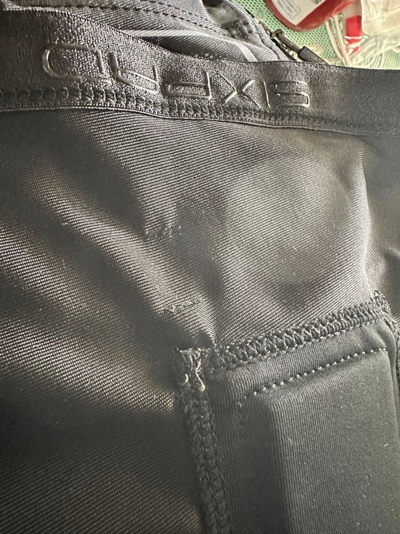 随時値下げ　シックスパッド　パワースーツ コアベルト Sサイズ SIXPAD