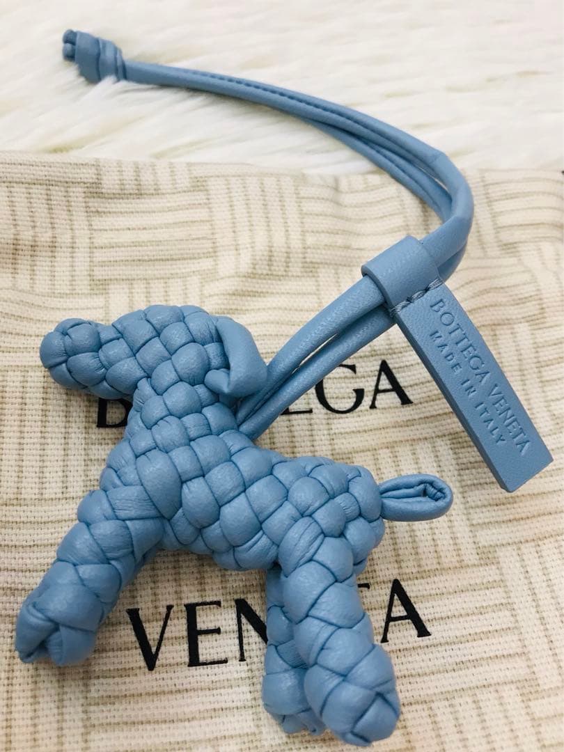 BOTTEGA VENETA ドッグチャーム レザー キーホルダー