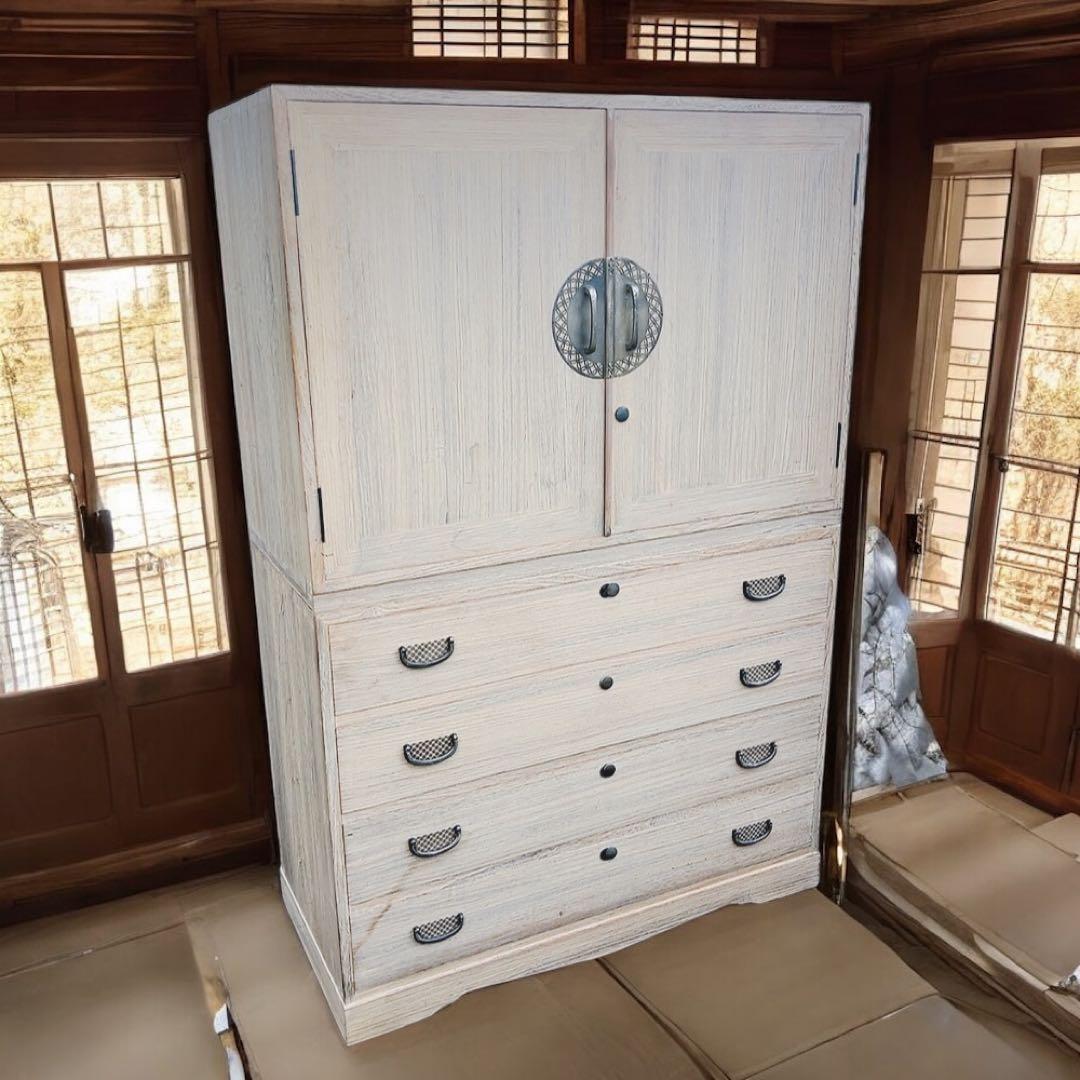 伝統工芸品　桐ダンス　和ダンス　着物用箪笥　鍵付き　送料込み