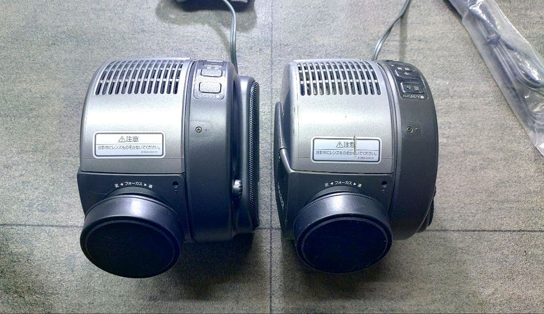 SONY液晶プロジェクターCPJ-200 セットアタッシュケース付 OD112