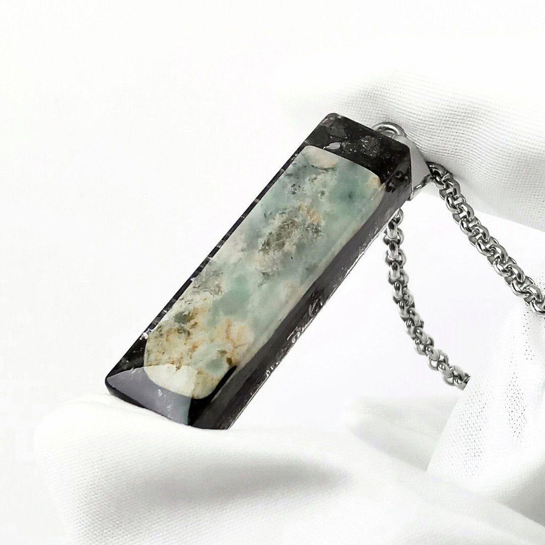 オルゴナイト｜糸魚川翡翠やモリオンなどを使った、厄除け・浄化・健康・幸福のお守り