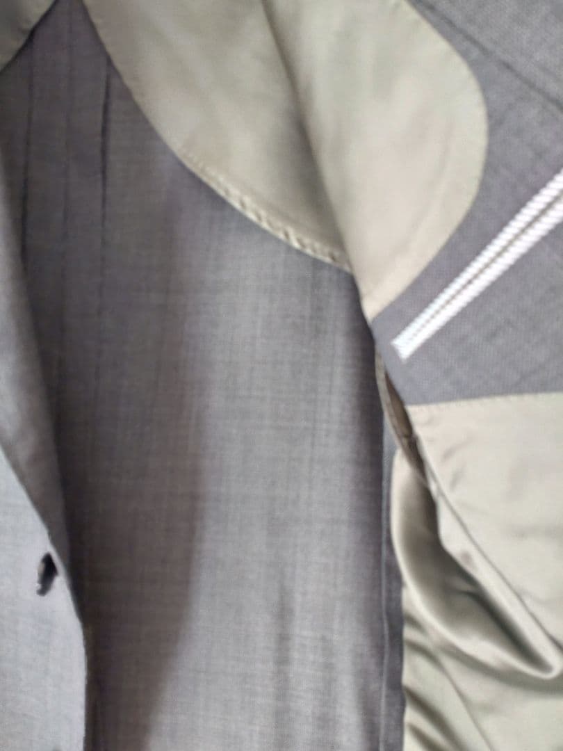 【未使用品】　メンズビジネススーツ　3ピース　BB7　グレー　訳あり