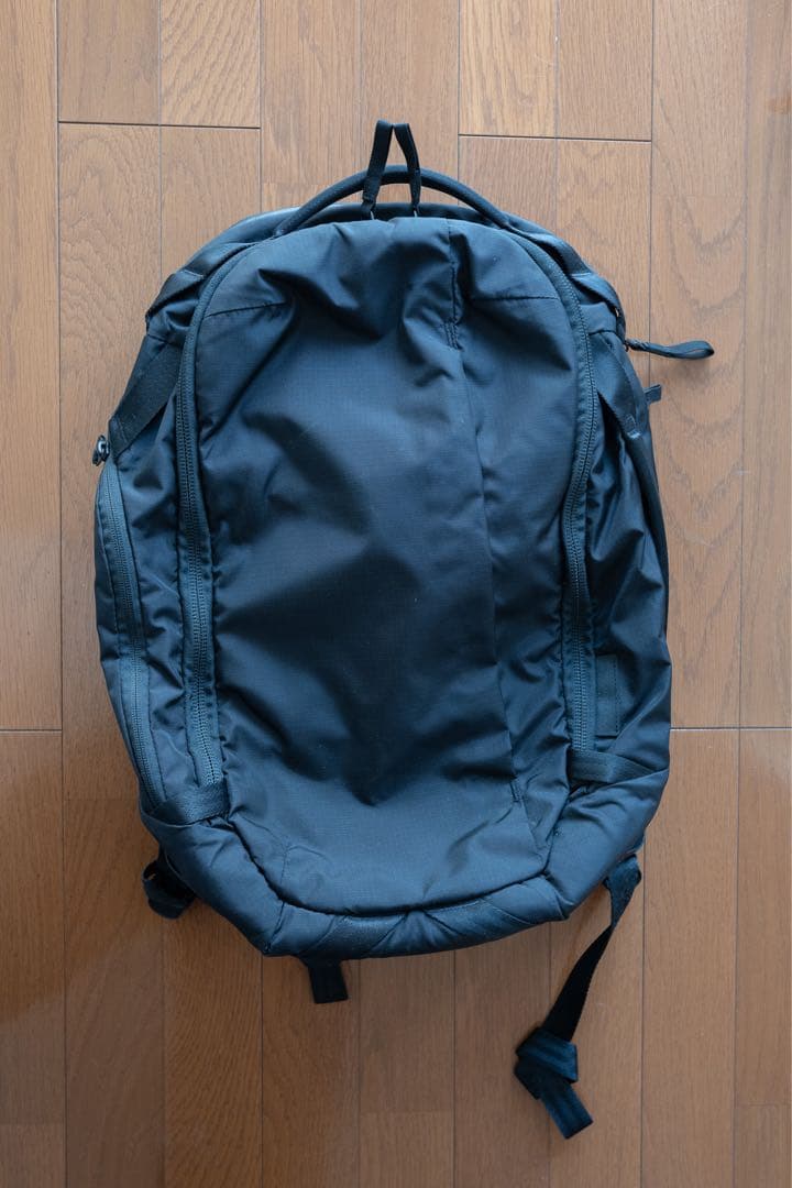 バッグ Able Carry MAX Backpack 30L