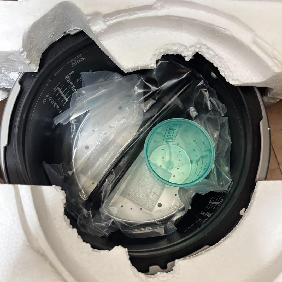 【完全未使用】パナソニック 電気圧力鍋 SR-P37 ピンク 元箱付