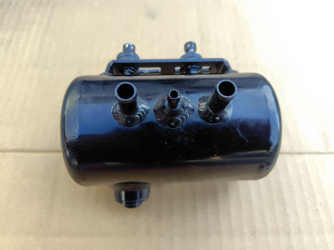 Ｇクラフト　オイルキャッチタンク　黒アルマイト仕様