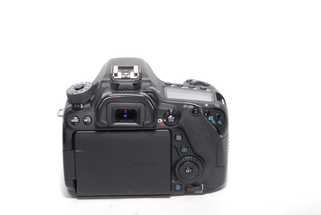 ✨Canon EOS 80D✨高性能モデル✨高速AF＆手ぶれ補正✨一眼レフカメラ