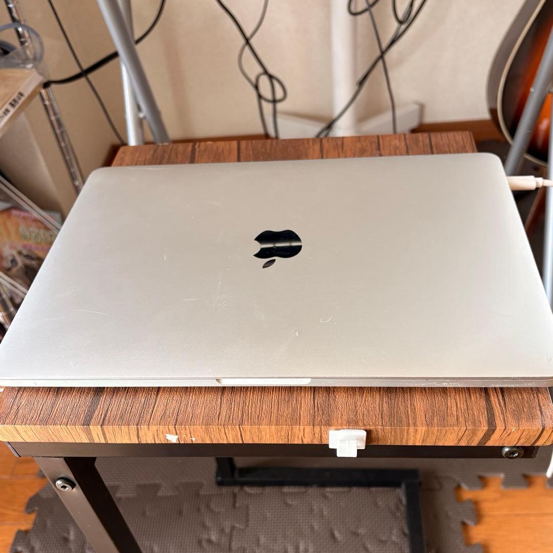 MacBookPro 2018 Touch Bar 8GBメモリ 500GB