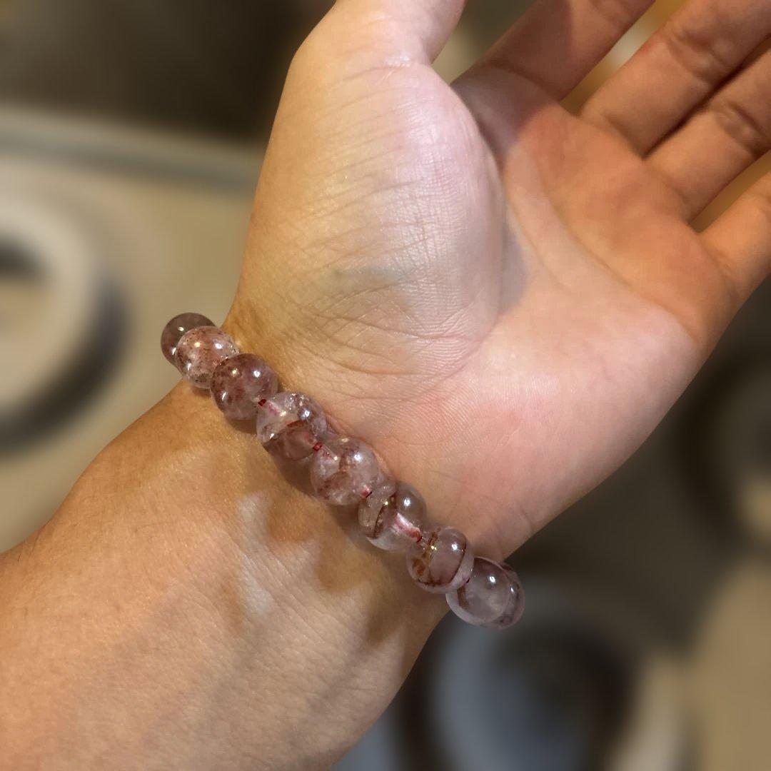 赤富士！綺麗！ズーンと来る！レッドピラミッドファントムクオーツ！