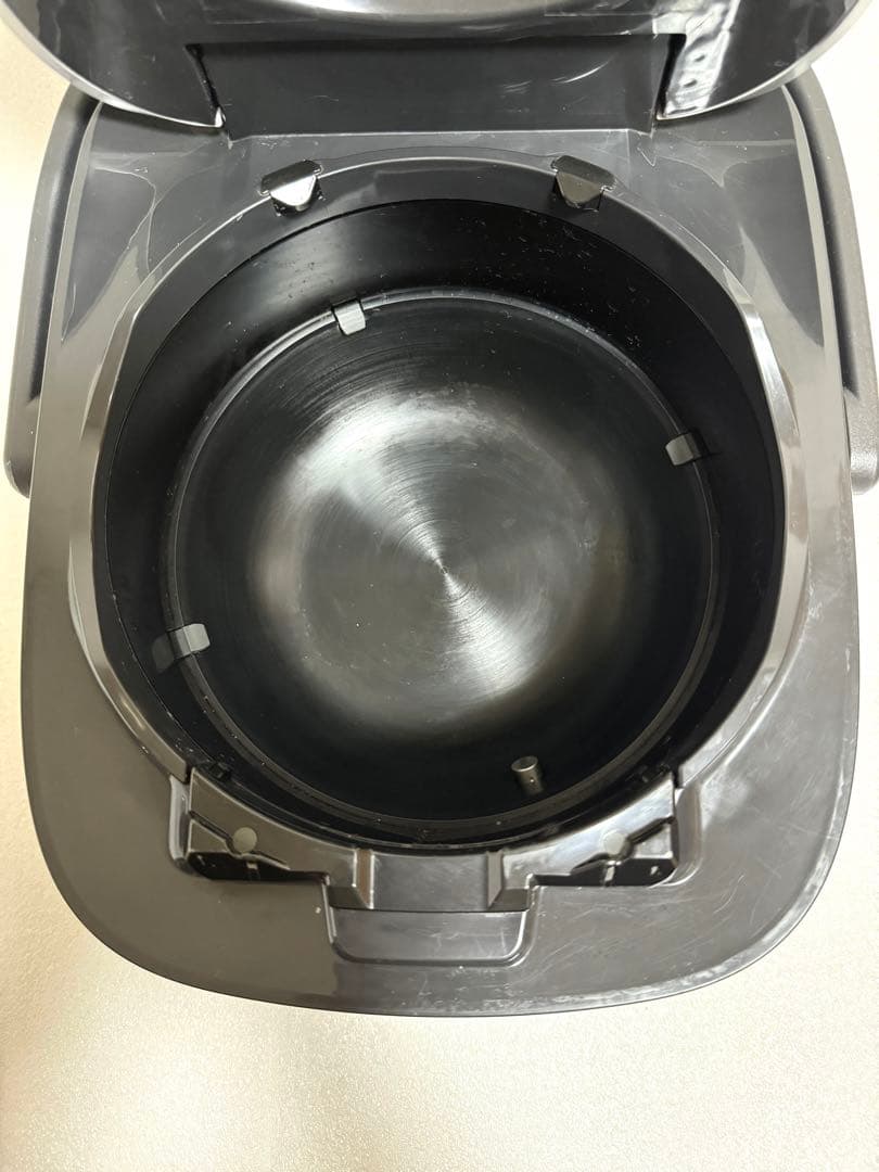 象印 炎舞炊き 圧力IH炊飯ジャーNW-PU10-２０２２年製