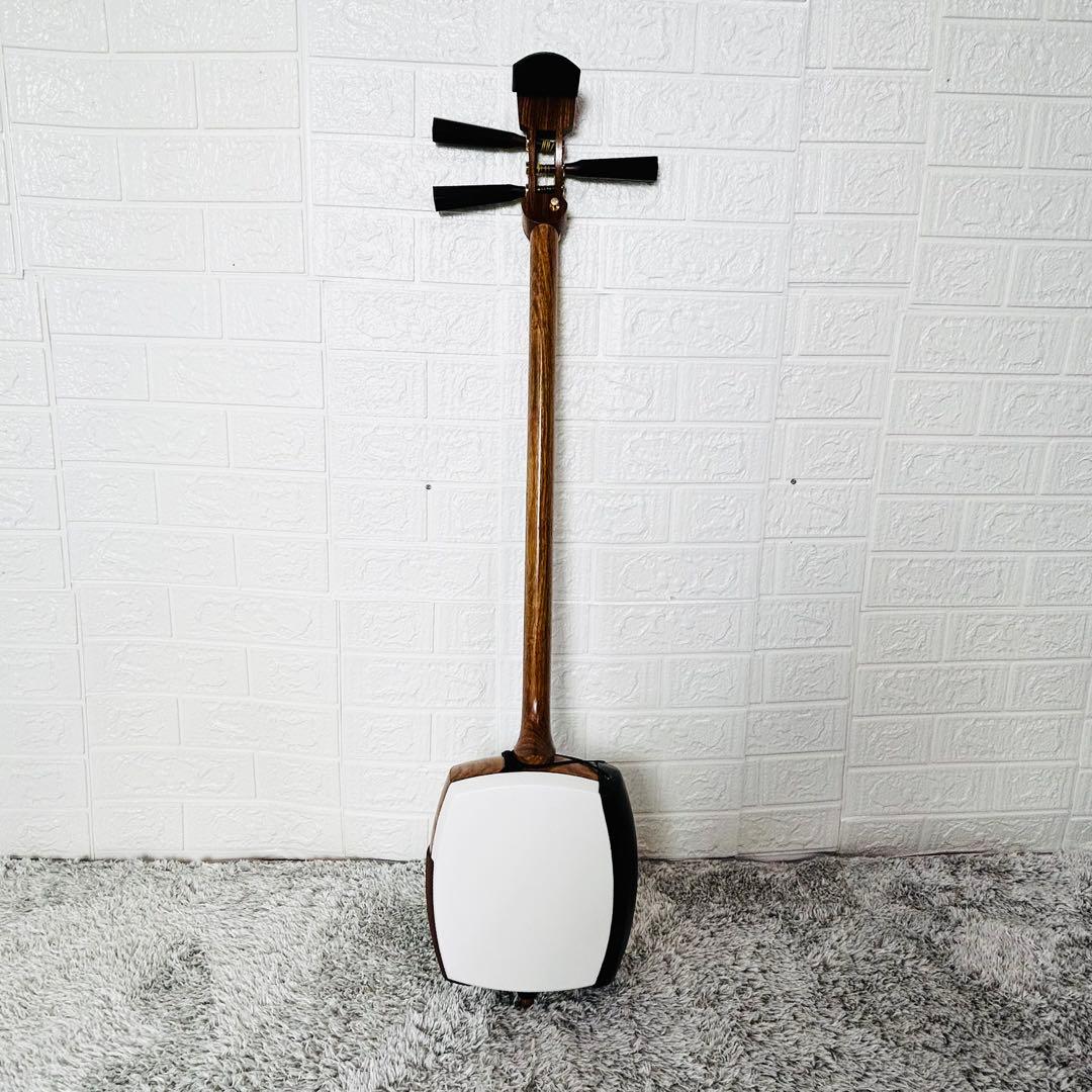 美品　津軽三味線　太棹　犬皮　花梨　東さわり　撥　皮やぶれ無し　初心者　入門