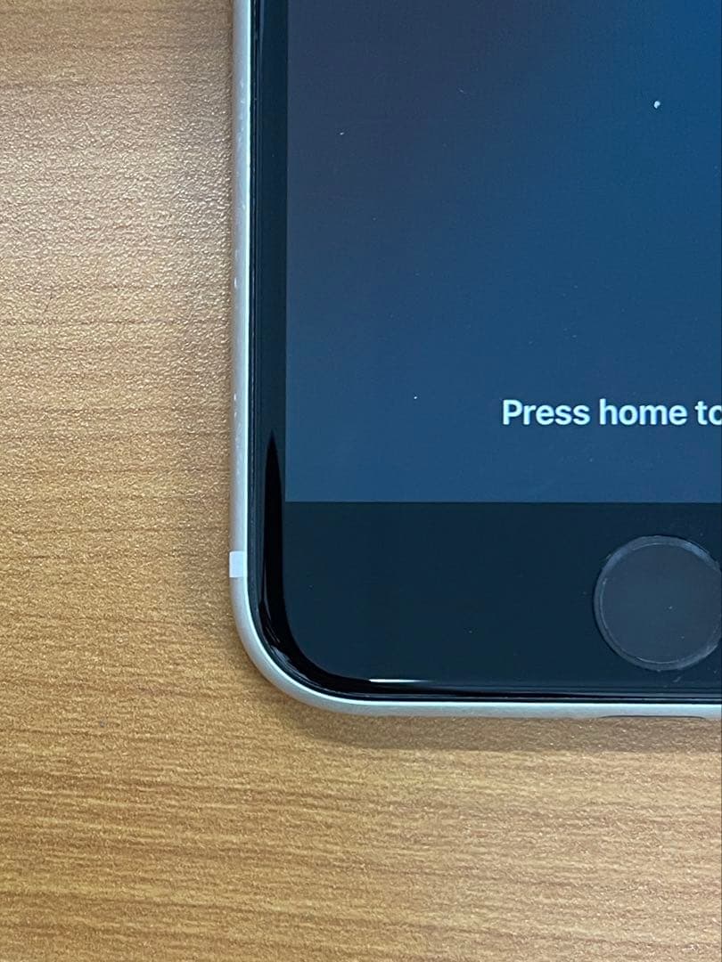 動作確認済み iPhone SE 第2世代 128GB ID L0052