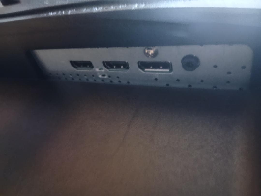 Acer モニター　23.8インチ　180hz　高さ調整、スピーカー有り