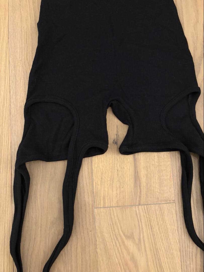 22日まで ショートパンツ　ブラック OTTOLINGER ottolinger