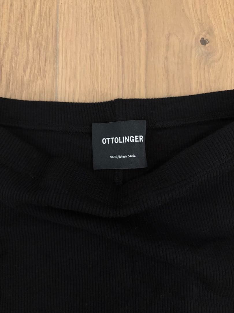 22日まで ショートパンツ　ブラック OTTOLINGER ottolinger