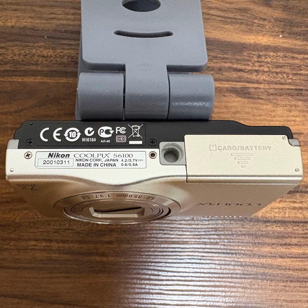 【動作品】Nikon COOLPIX S6100 コンデジ CCD