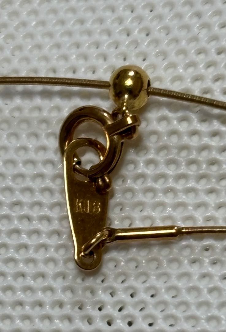 GSTVK18 YGオメガネックレス形状記憶❣️最終値下げ‼️約1.76g