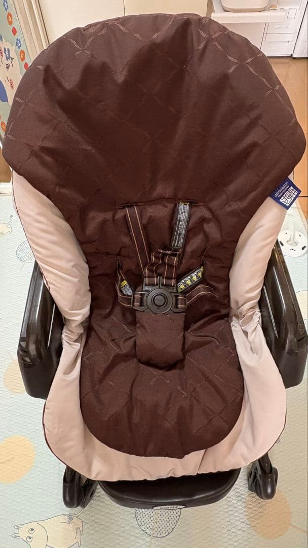 combi ネムリラ オート スウィング BEDi plus