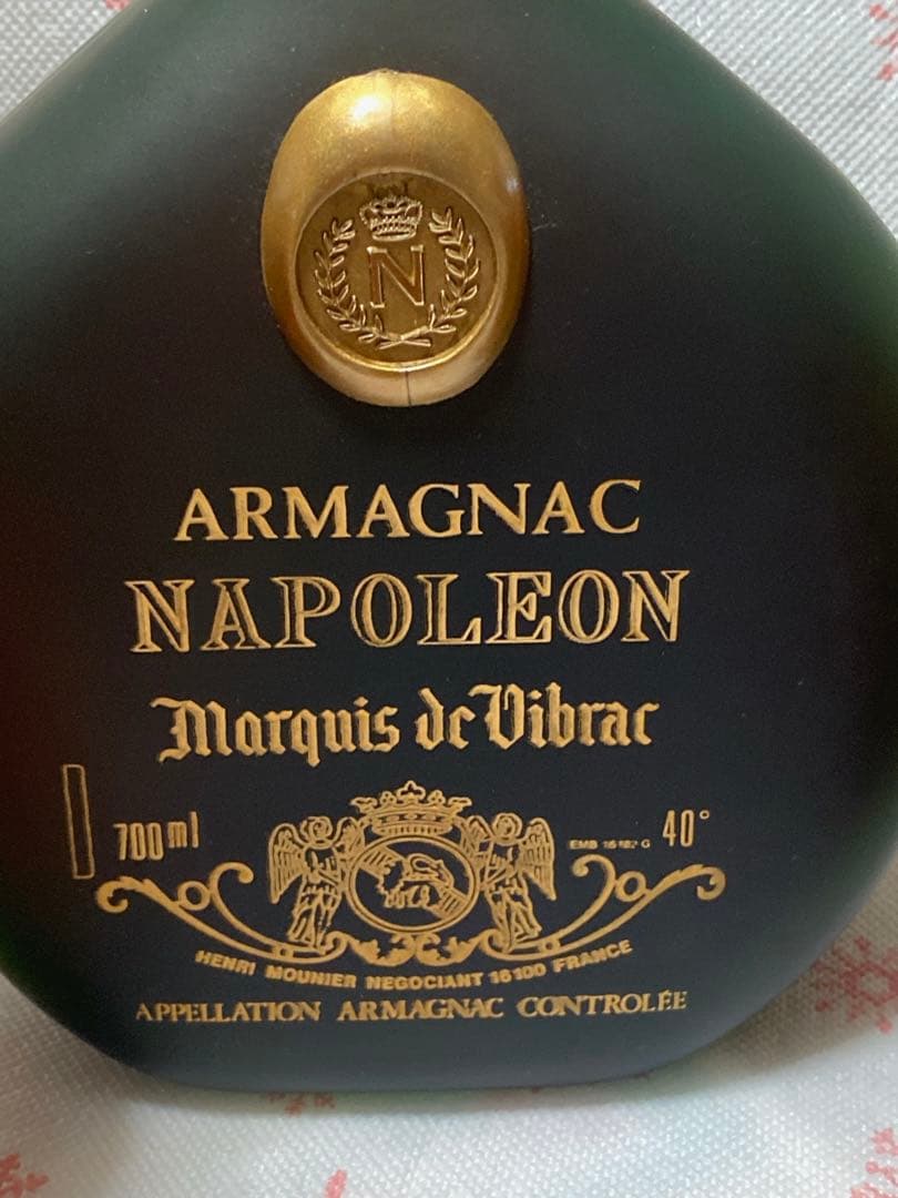 クラウンローヤル　ウイスキー 40% 古酒 ウイスキーとブランデー