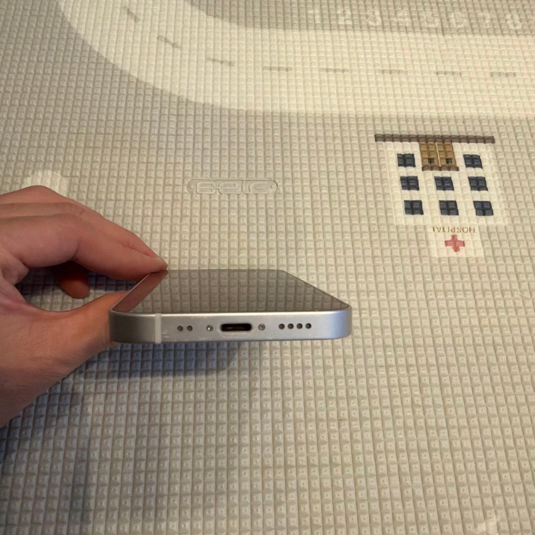 Apple iPhone 13miniホワイト 本体