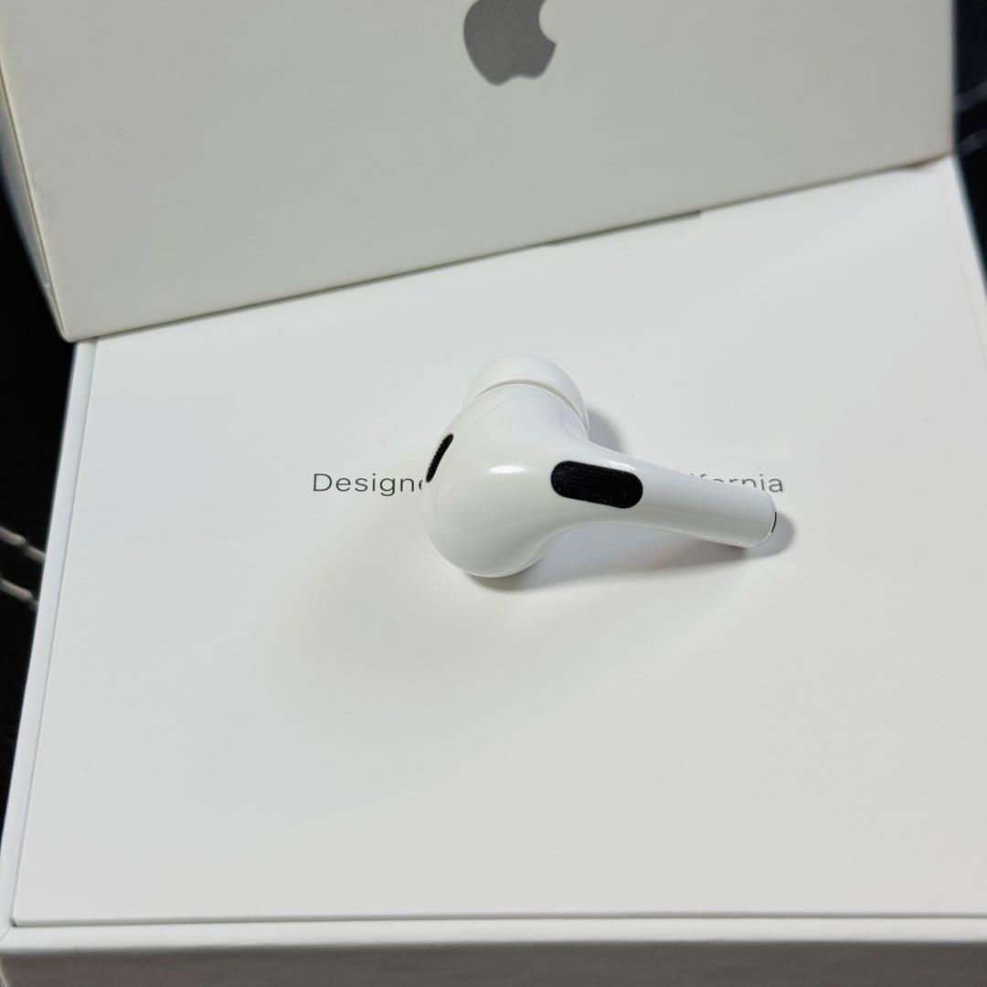 新品同様 Airpods Pro 2 USB-C イヤホン　片側　右耳　92