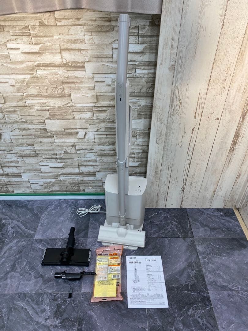 24年製　東芝 TOSHIBA VC-SL130DS サイクロン掃除機