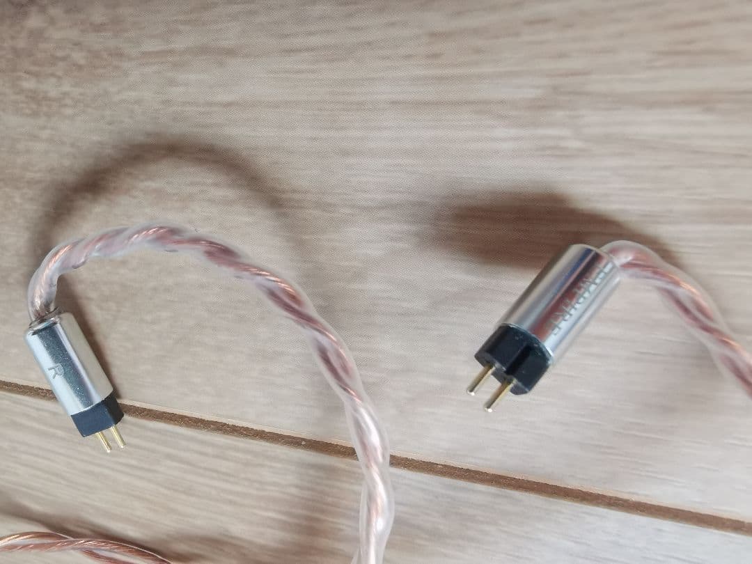 Empire ears Nemesis 限定デザイン