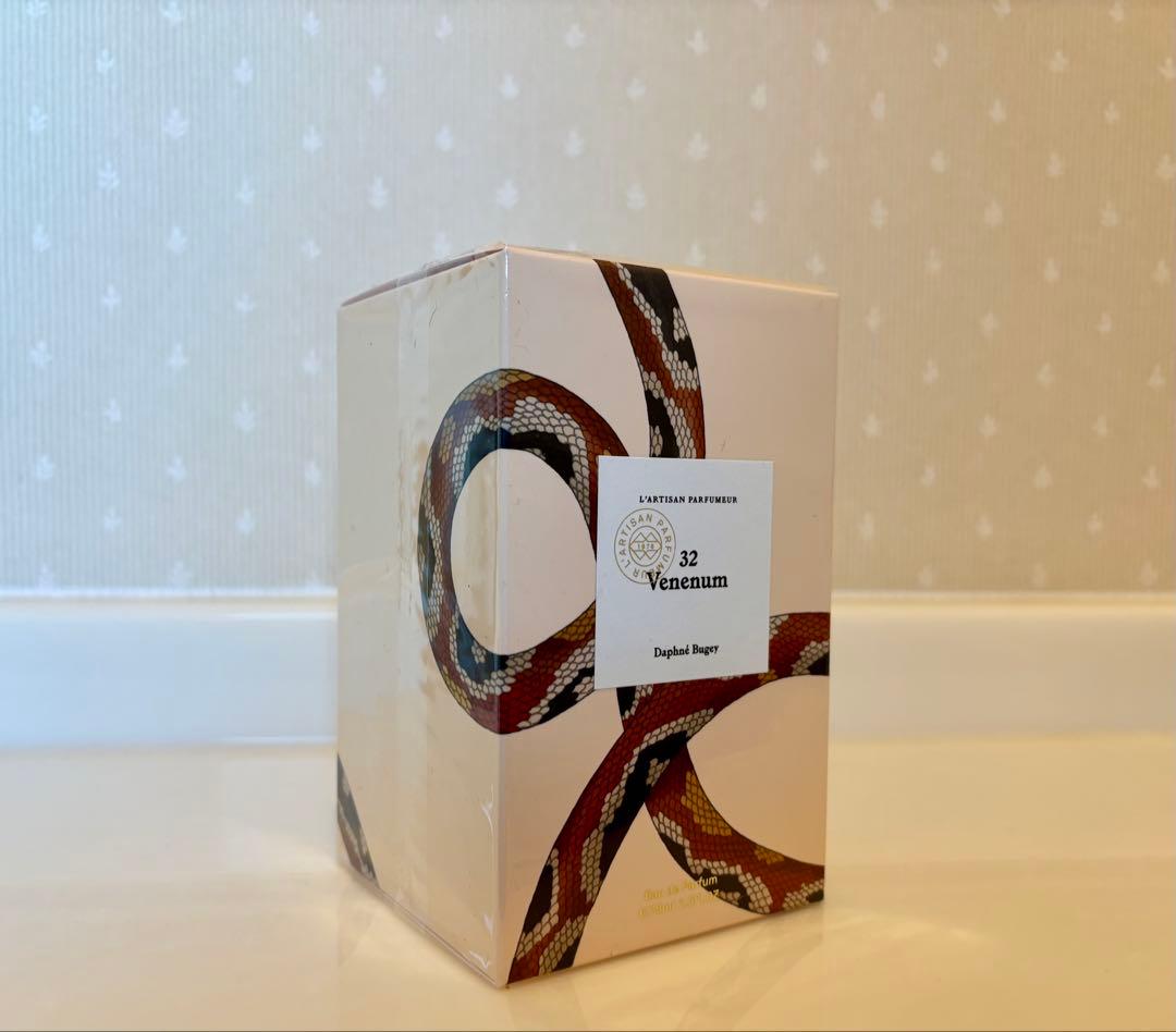 【新品未開封】ラルチザンパルファムVenenum 32 75mL