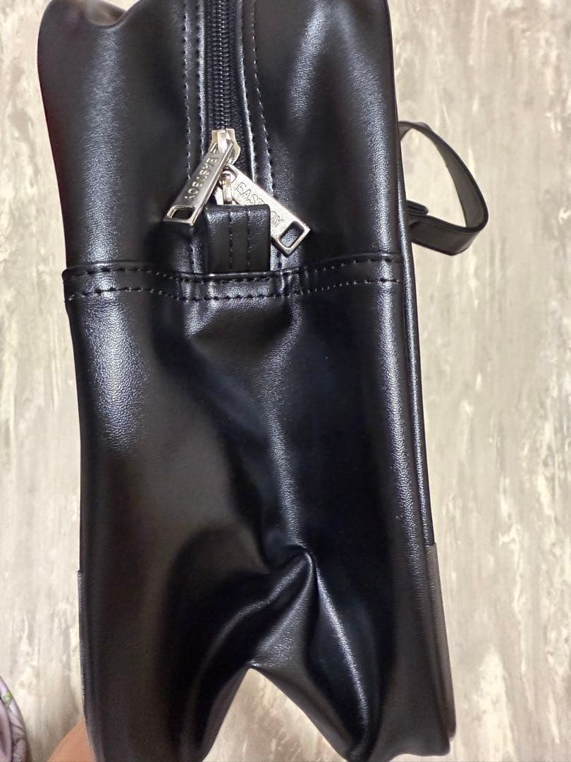 EASTBOY スクールバッグ　刺繍ロゴベージュ