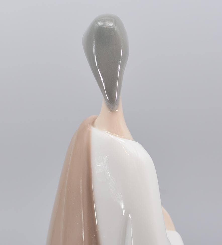 聖家族と降誕　＃4585　★リヤドロ　スペイン　ポーセリン　箱付き　ご成約済み