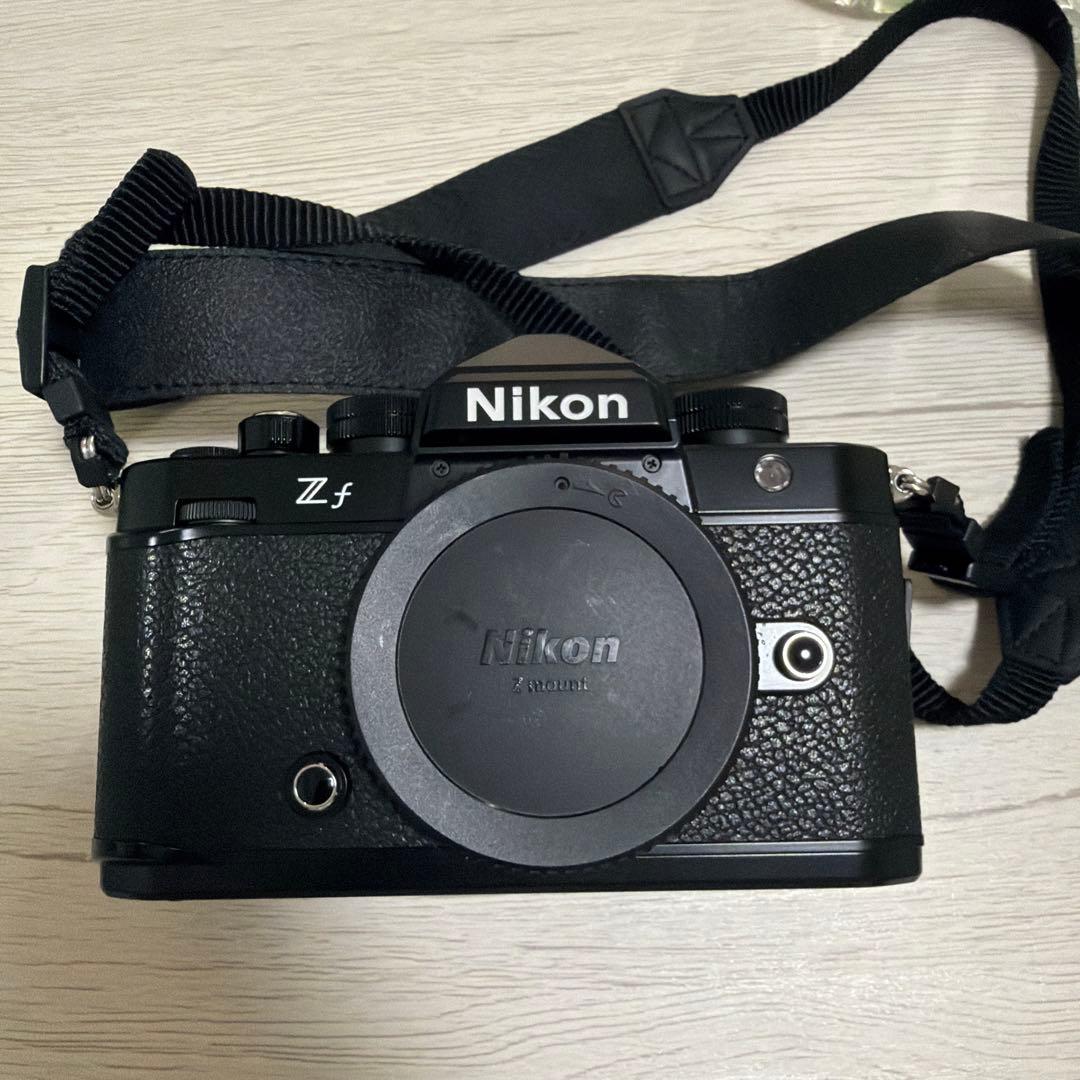 Nikon Zf ミラーレス一眼カメラ ブラック