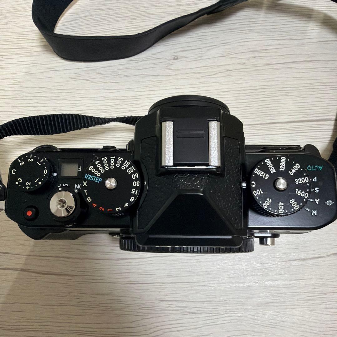 Nikon Zf ミラーレス一眼カメラ ブラック