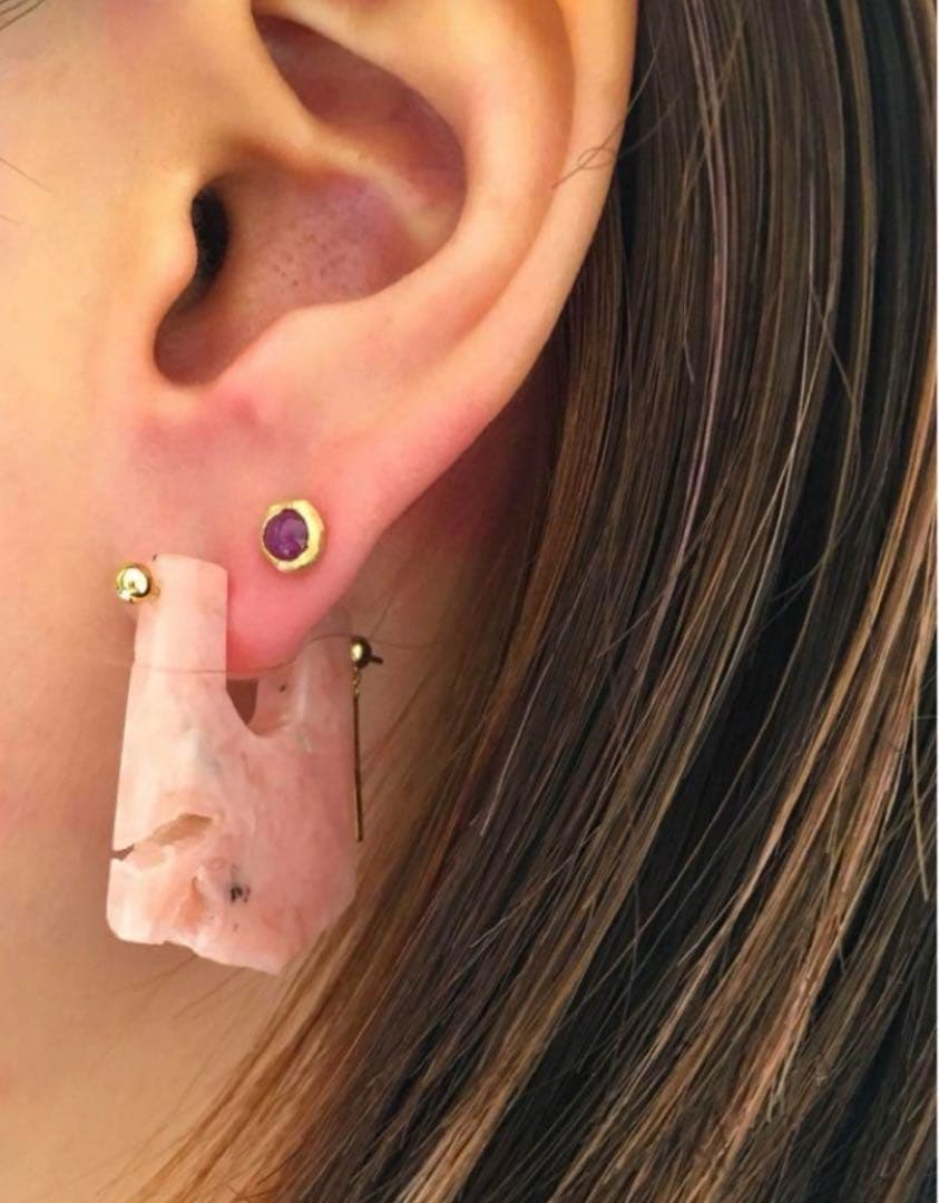 monaka ロックピアス ピンクオパール k18