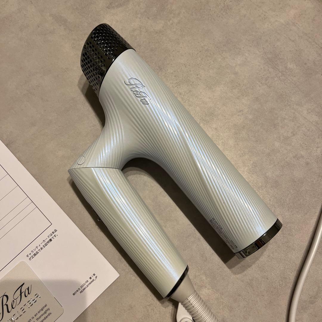 ●ジャンク品●リファドライヤー　ギャランティーカード付き