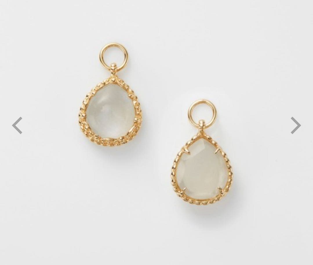 【ここです】アガット　ドロップ型チャーム