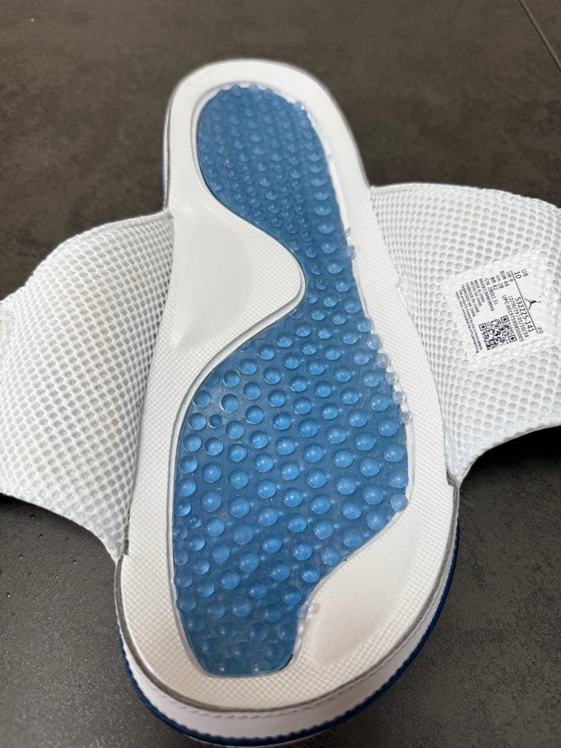 靴 Nike Jordan Hydro 4 Retro \"Off White/