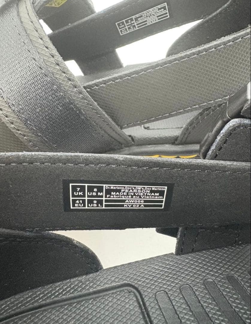 Dr.Martens ドクターマーチン　PEARSON マルチストラップサンダル