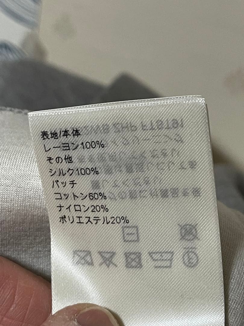 今期　ルイヴィトン　トレーナー