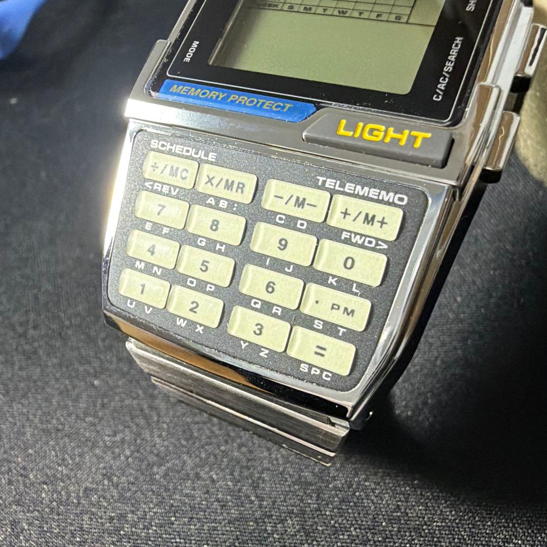 未使用　CASIO DATA BANK150 Digital watch