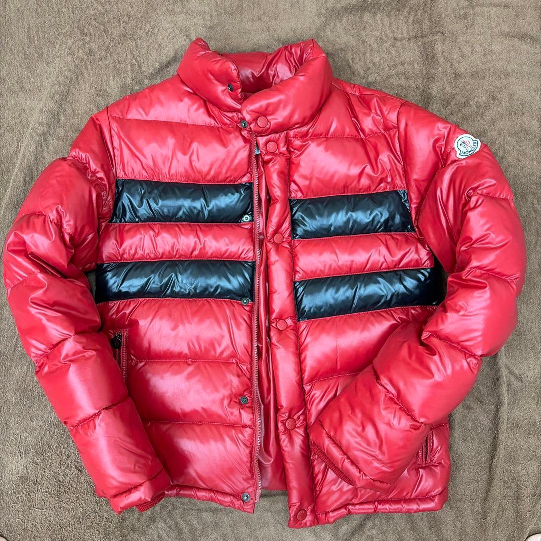 モンクレール　ダウンジャケット