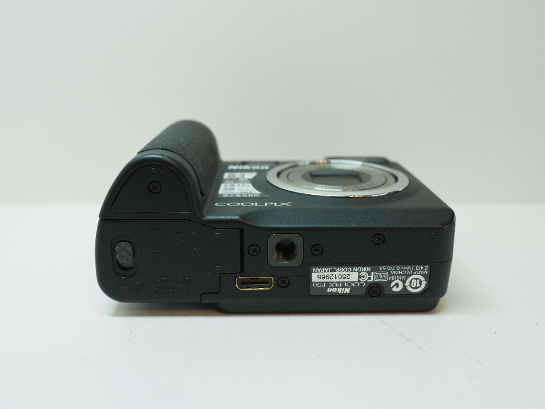 動作確認済 Nikon COOLPIX P50 単3電池タイプ デジタルカメラ