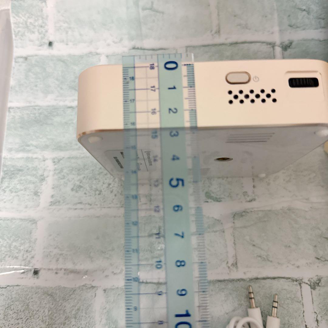 プロジェクター　小型　ポータブル　 三脚付き　天井投影 シャンパンゴールド