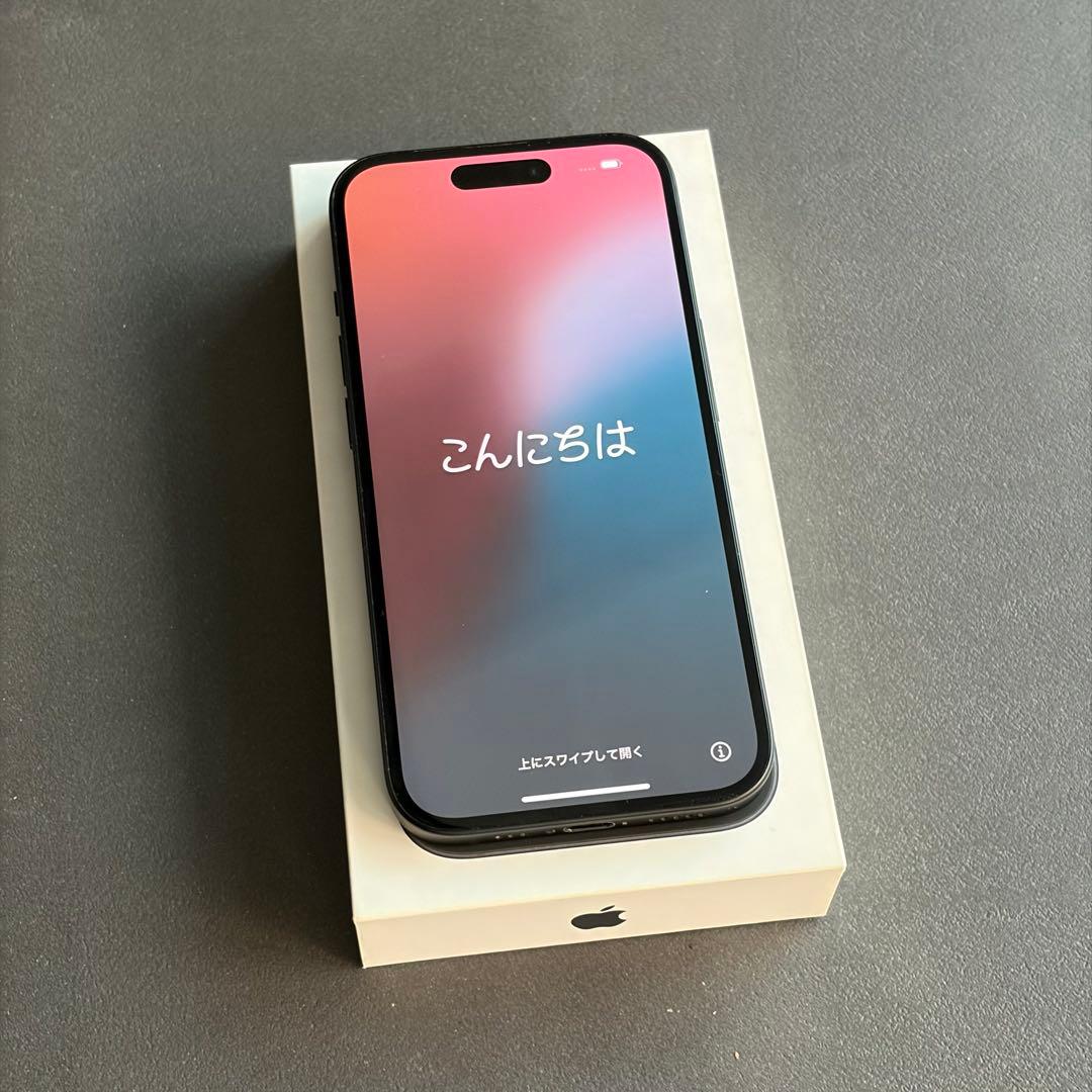 ★美品★ Apple iPhone 15 ブラック 256GB 本体 箱付き