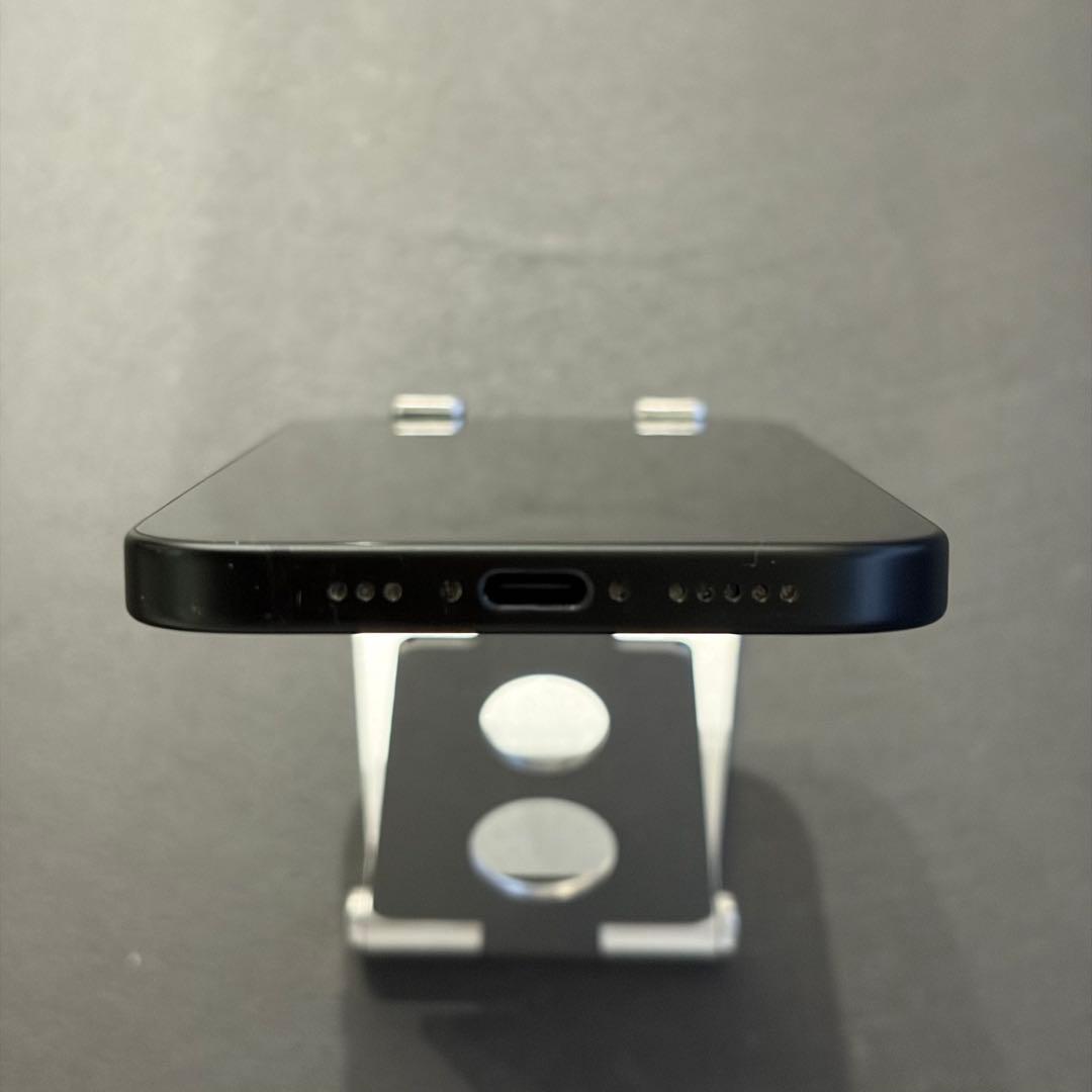 ★美品★ Apple iPhone 15 ブラック 256GB 本体 箱付き