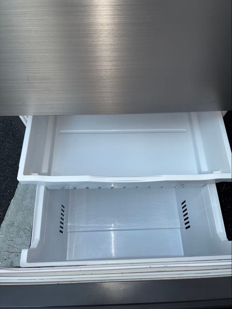 日立ノンフロン冷蔵庫　R-27RV 3ドア冷蔵庫　2021年製